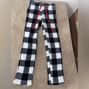 Black and White Plaid Fleece Women’s XS bottoms